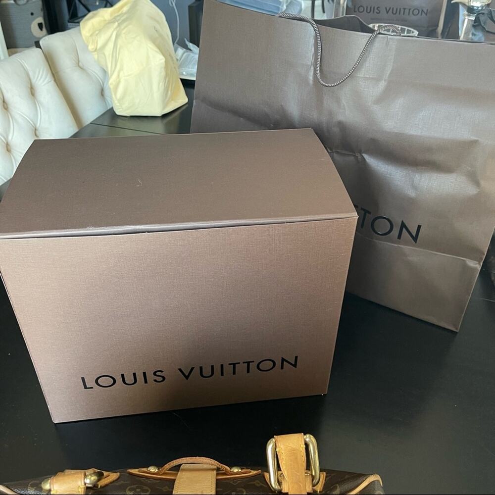 Louis Vuitton Manhattan GM Handbag Monogram - Picture 16 of 16